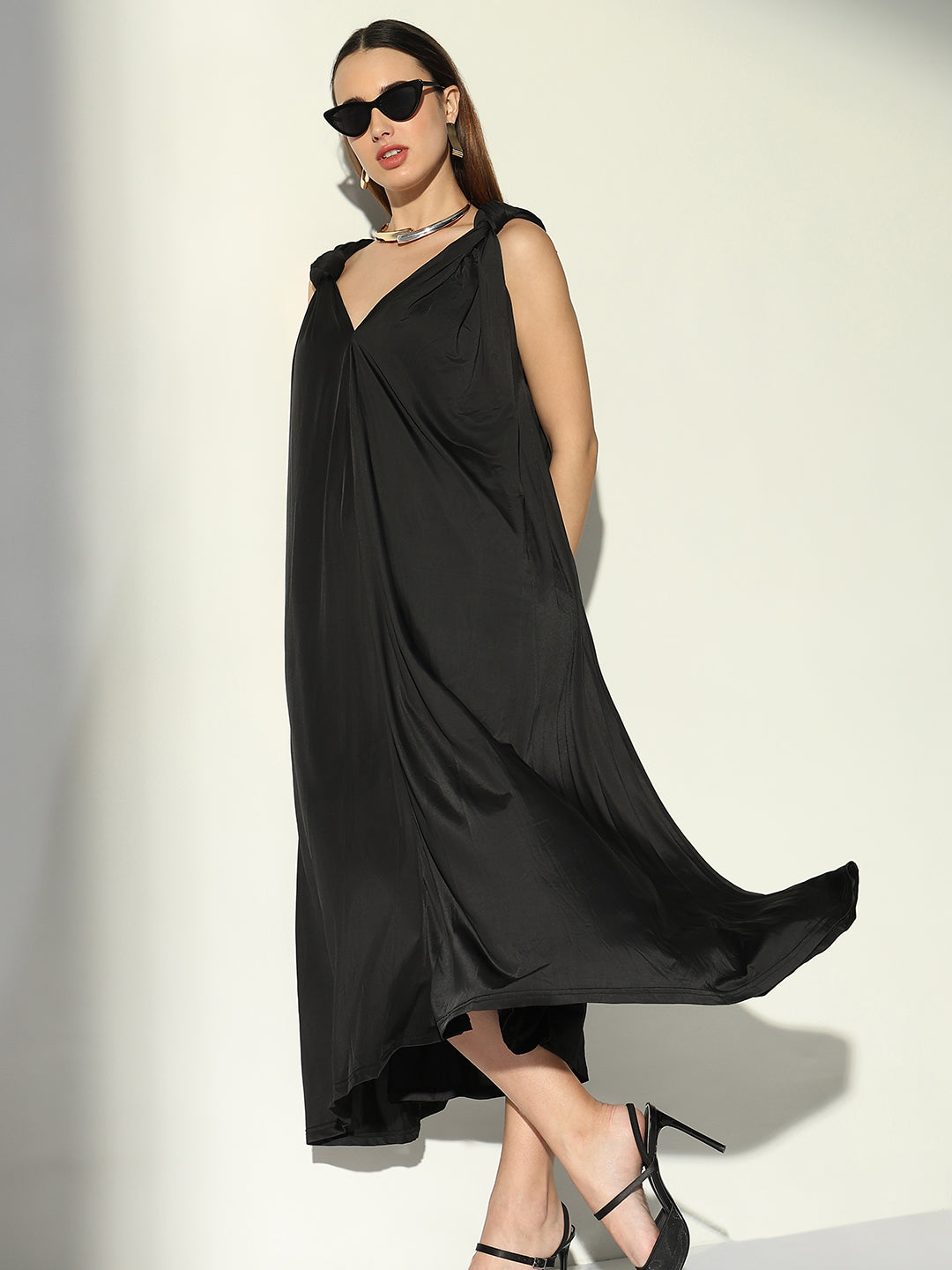 Black Knot Strap V-Neck A-Line Midi Dress