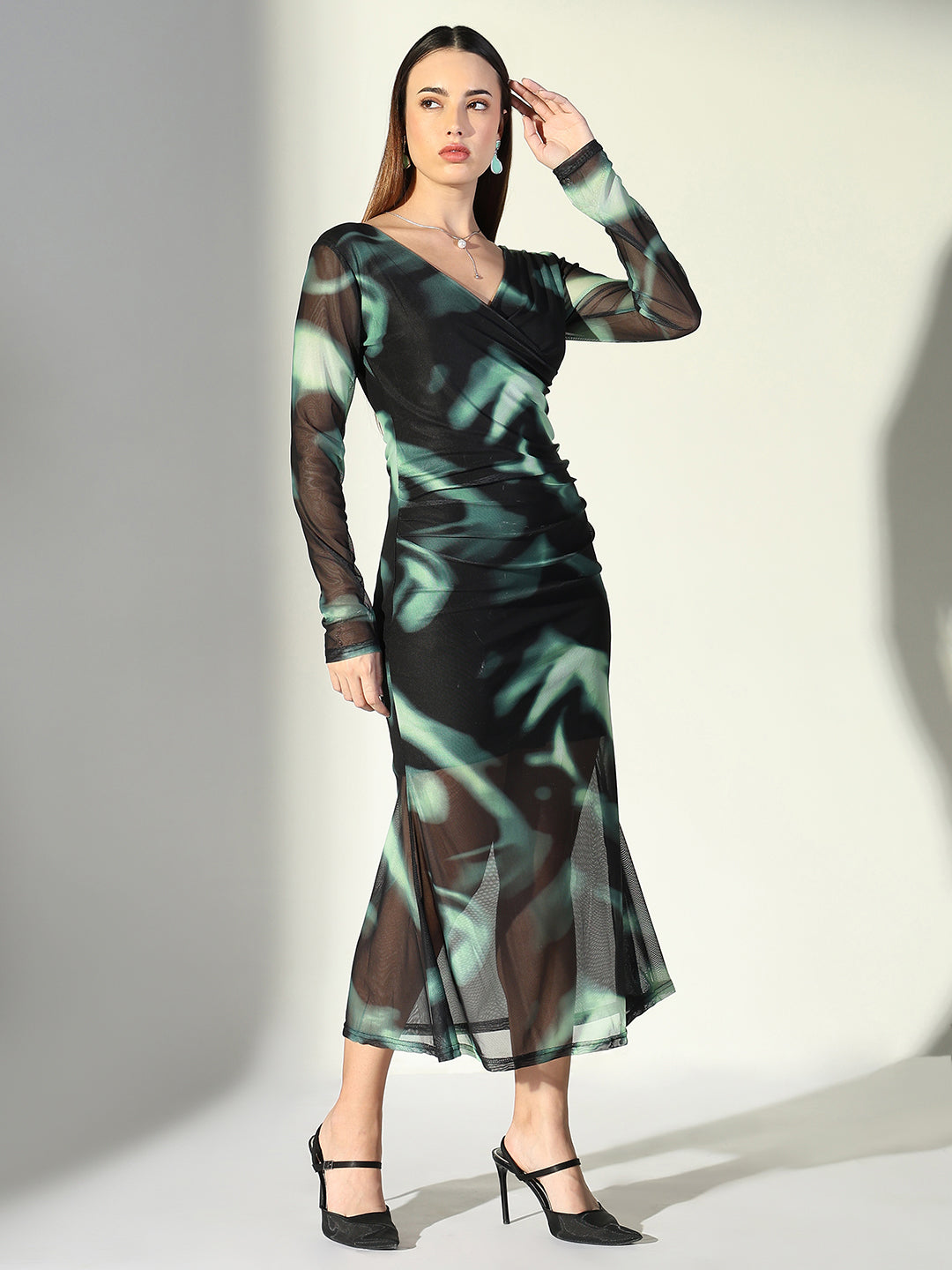 Net Ruched Black V-Neck Full Sleeves Midi Dress